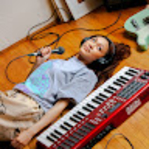 Meet your Posher, Erica - Picture 1 of 1